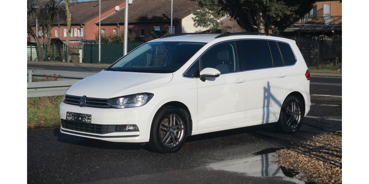 VW Touran 175.388 km 16.363 &euro; Erftstadt 50374