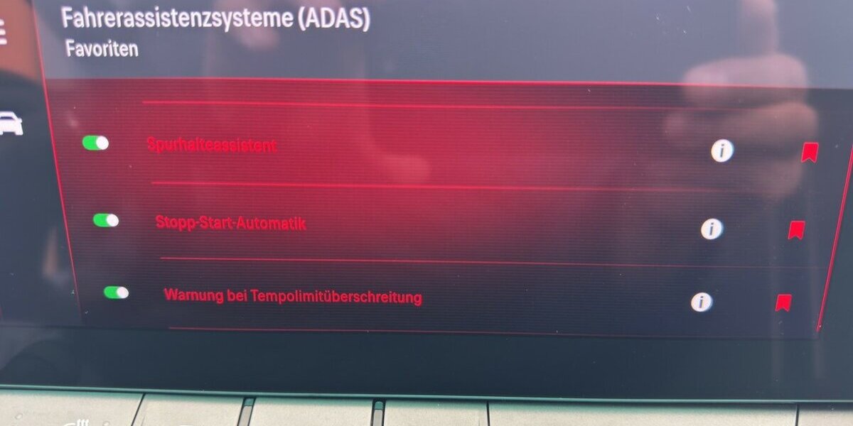 Opel Astra L GS Lim.5 *AHK/Head-up/Navi/LED/Winterpaket 22.360 km 21.480 &euro; Bamberg 96052