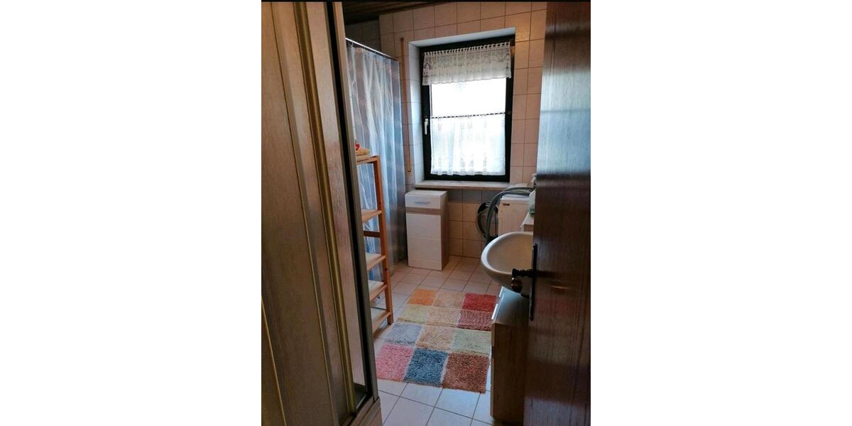 Erdgeschoßwohnung Pyrbaum - 2 Zimmer, 70 m&sup2;, 560&euro; | Angebot:25546055