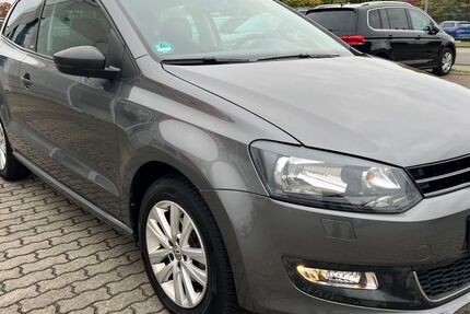 VW Polo 68.200 km 5.980 € Aschersleben 06449