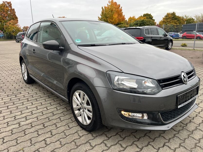 VW Polo 68.200 km 5.980 € Aschersleben 06449