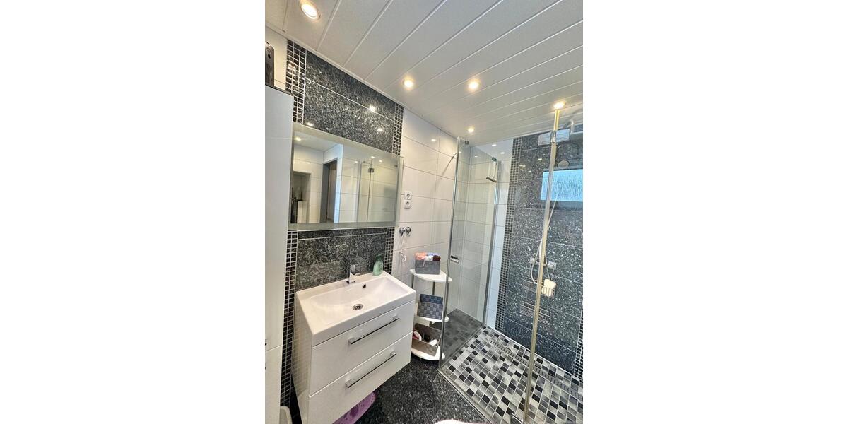 Einfamilienhaus Ronnenberg - 8 Zimmer, 244 m&sup2;, 349.000&euro; | Angebot:25476412