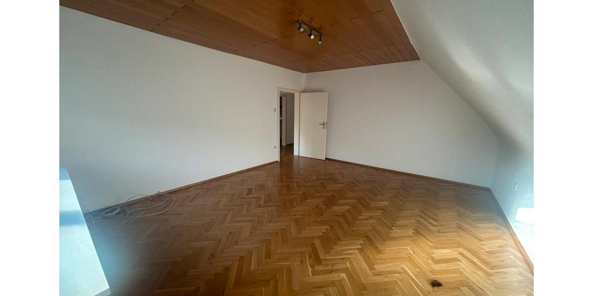 Etagenwohnung Landstuhl - 3 Zimmer, 85 m&sup2;, 800&euro; | Angebot:26374359