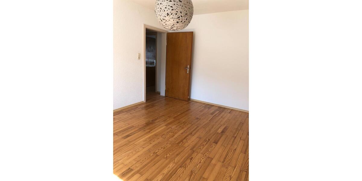 Erdgeschoßwohnung Mehlbach - 4 Zimmer, 80 m&sup2;, 600&euro; | Angebot:26399626