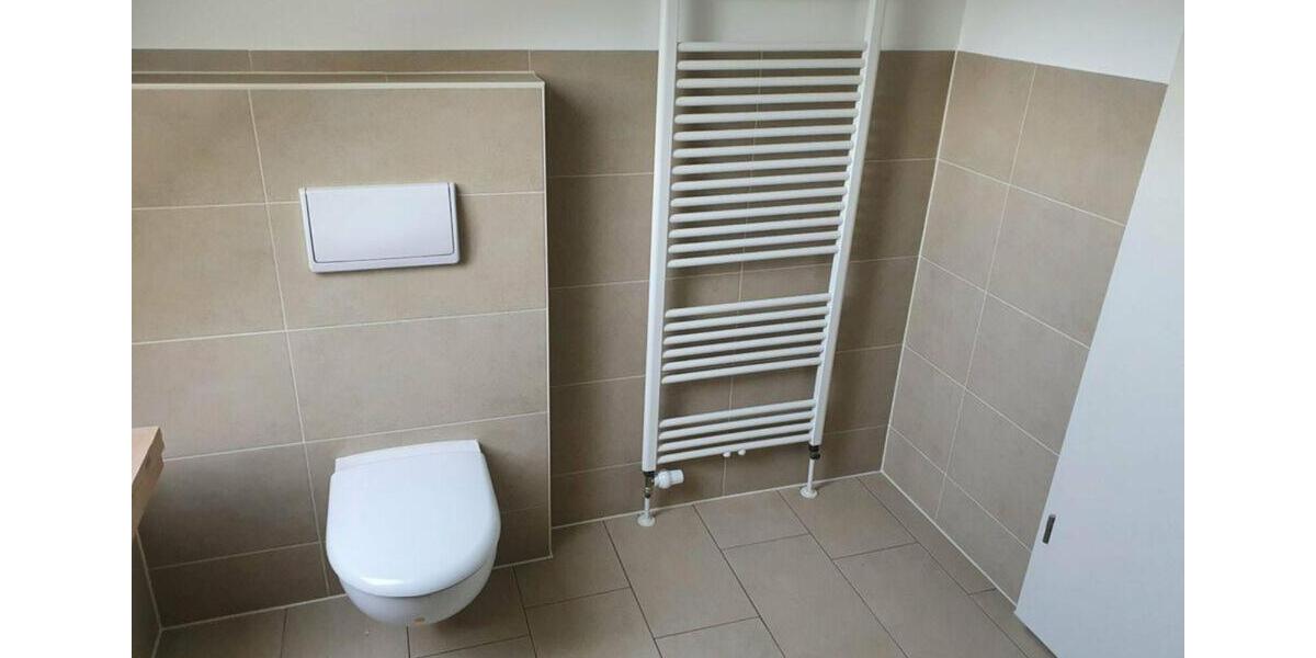 Dachgeschoßwohnung Dresden Schönfeld-Weißig - 4 Zimmer, 107 m&sup2;, 380.000&euro; | Angebot:25496200