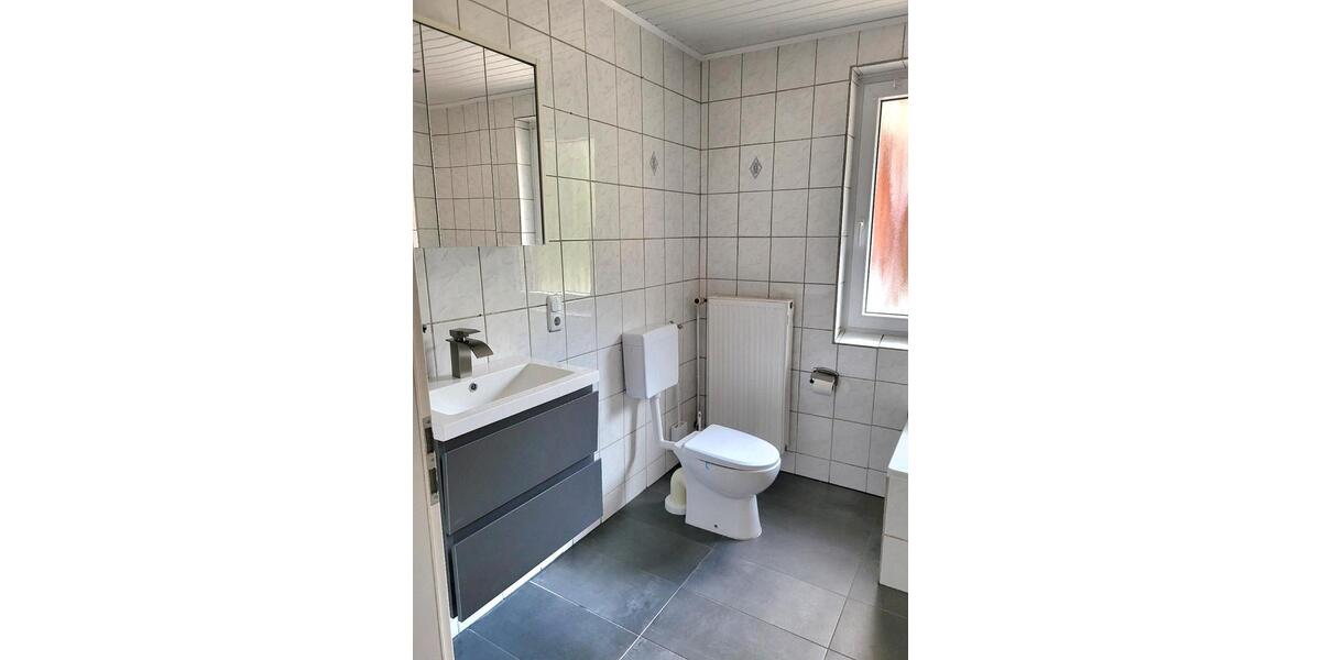 Mehrfamilienhaus, Wohnhaus Westoverledingen - 9 Zimmer, 200 m&sup2;, 349.000&euro; | Angebot:26885403
