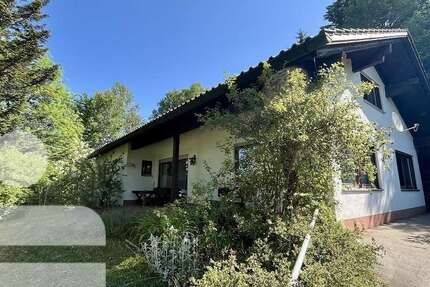 Haus Freyung - 6 Zimmer, 137 m&sup2;, 295.000&euro; | Angebot:25977105