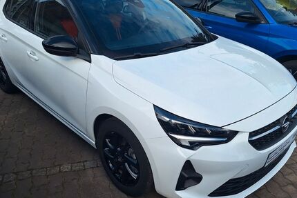 Opel Corsa 9.169 km 13.990 &euro; Hergisdorf 06313