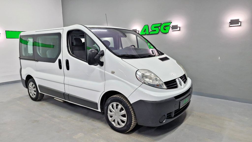 Renault Trafic 198.010 km 8.990 &euro; Großbeeren 14979