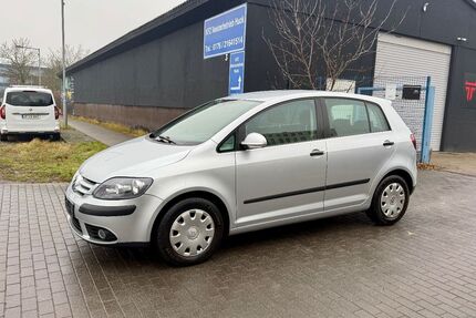 VW Golf 134.350 km 4.599 &euro; Berlin 12681