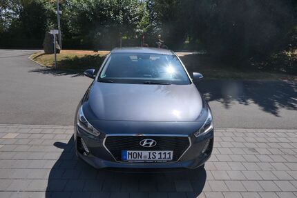 Hyundai i30 86.072 km 13.500 &euro; Aachen 52078