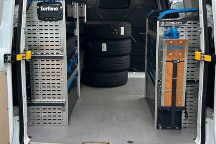 Ford Transit Custom 95.537 km 19.990 € München 81825