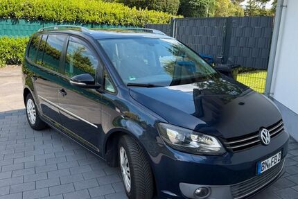 VW Touran 217.264 km 4.990 &euro; Bonn 53113