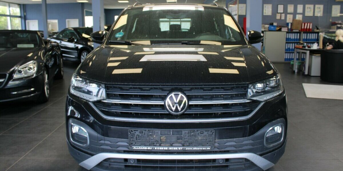 VW T-Cross 1.5 TSi ACT OPF DSG Active 151.158 km 14.980 &euro; Euskirchen 53881