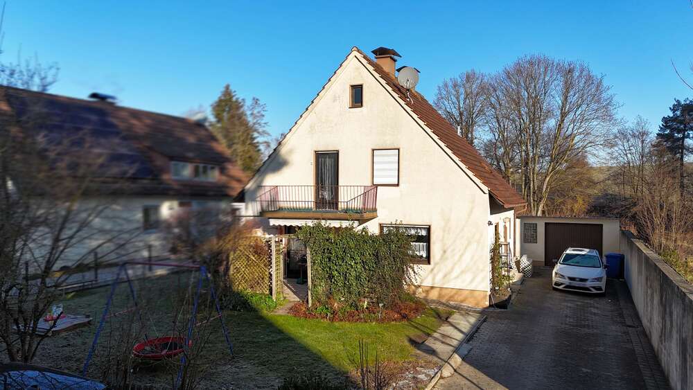 Einfamilienhaus Aichach-Obernbach Obernbach - 4 Zimmer, 150 m&sup2;, 595.000&euro; | Angebot:24785611