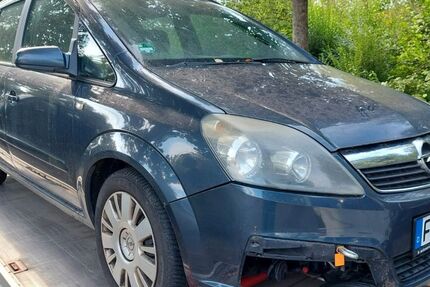 Opel Zafira 245.000 km 1.399 &euro; Eichenzell 36124