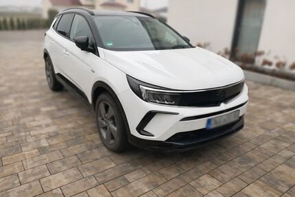 Opel Grandland (X) 17.000 km 24.999 &euro; Deisenhofen 89420
