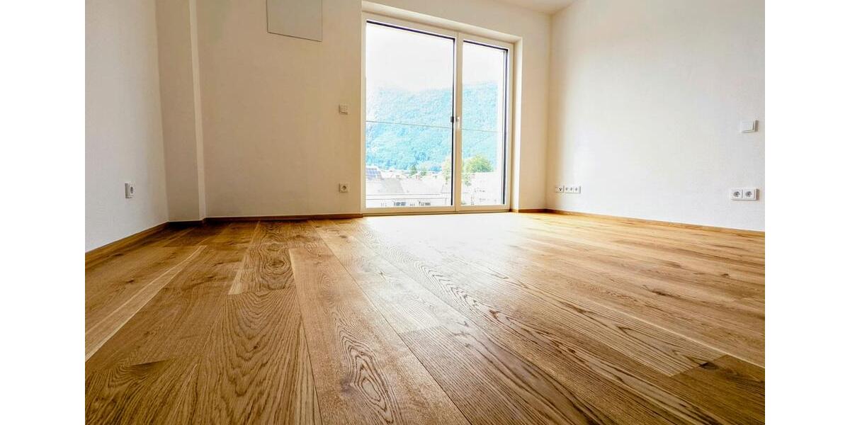 Etagenwohnung Bad Reichenhall - 3 Zimmer, 91 m&sup2;, 1.370&euro; | Angebot:26398618