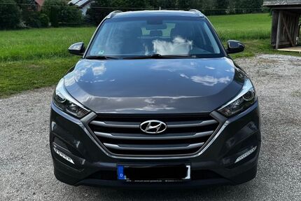 Hyundai TUCSON 92.050 km 16.490 &euro; Polling 82398