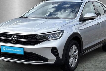 VW Taigo 23.601 km 19.790 &euro; Zeven 27404