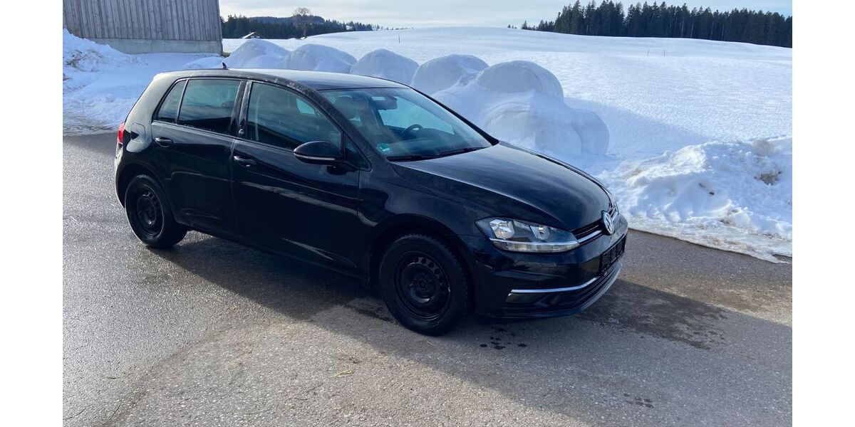 VW Golf 120.360 km 12.499 &euro; Stiefenhofen 88167