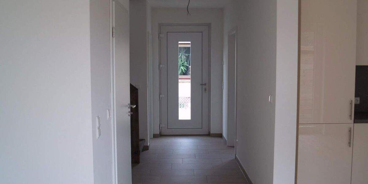 Reihenendhaus Trittau - 2 Zimmer, 84 m&sup2;, 1.300&euro; | Angebot:25214818