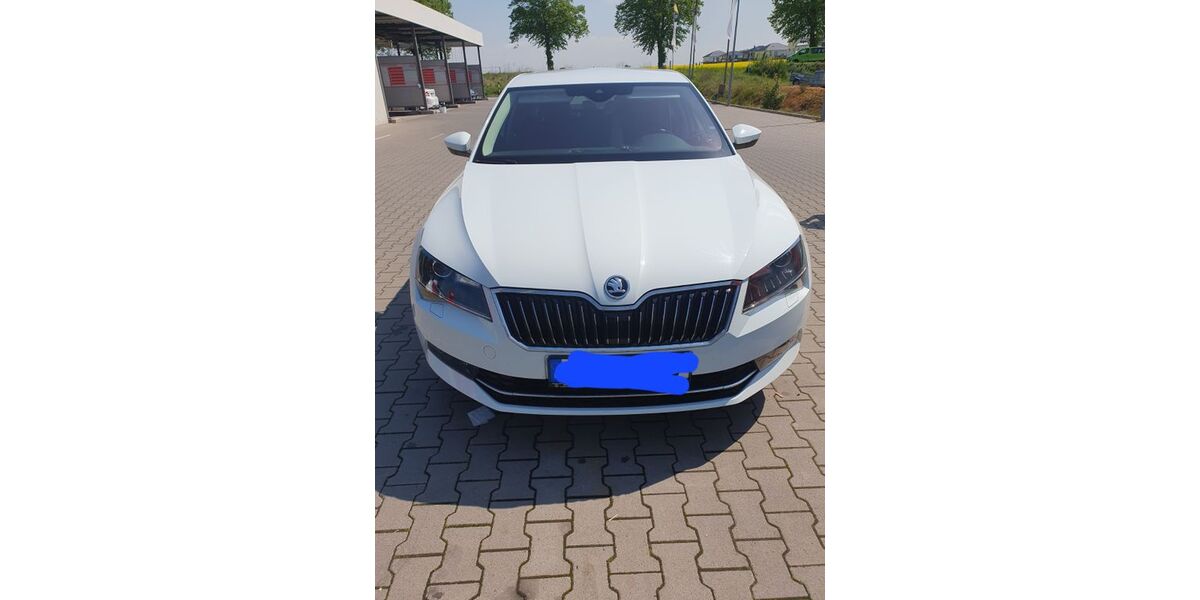 Skoda Superb 188.000 km 12.399 &euro; Ilsede 31241