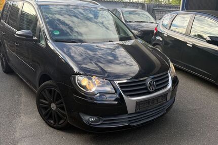 VW Touran 310.599 km 3.199 &euro; Wiesbaden 65189
