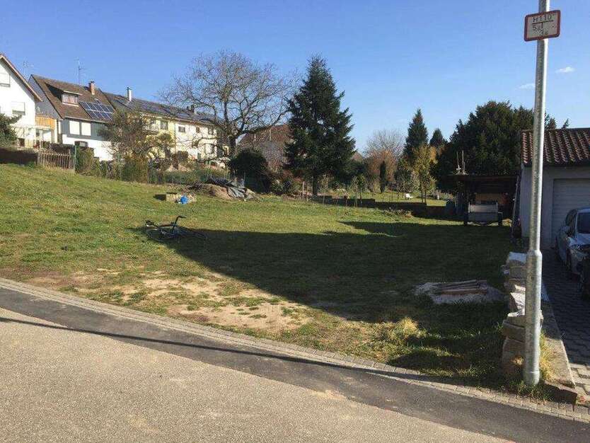 Grundstück zu verkaufen in Bischweier 330.000 € 999 m²