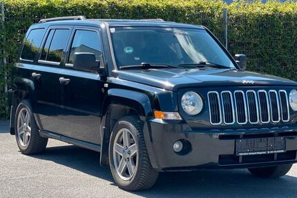 Jeep Patriot 149.000 km 5.999 &euro; Wuppertal 42389