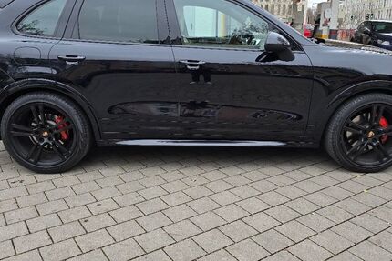 Porsche Cayenne 192.000 km 22.999 &euro; München 80796