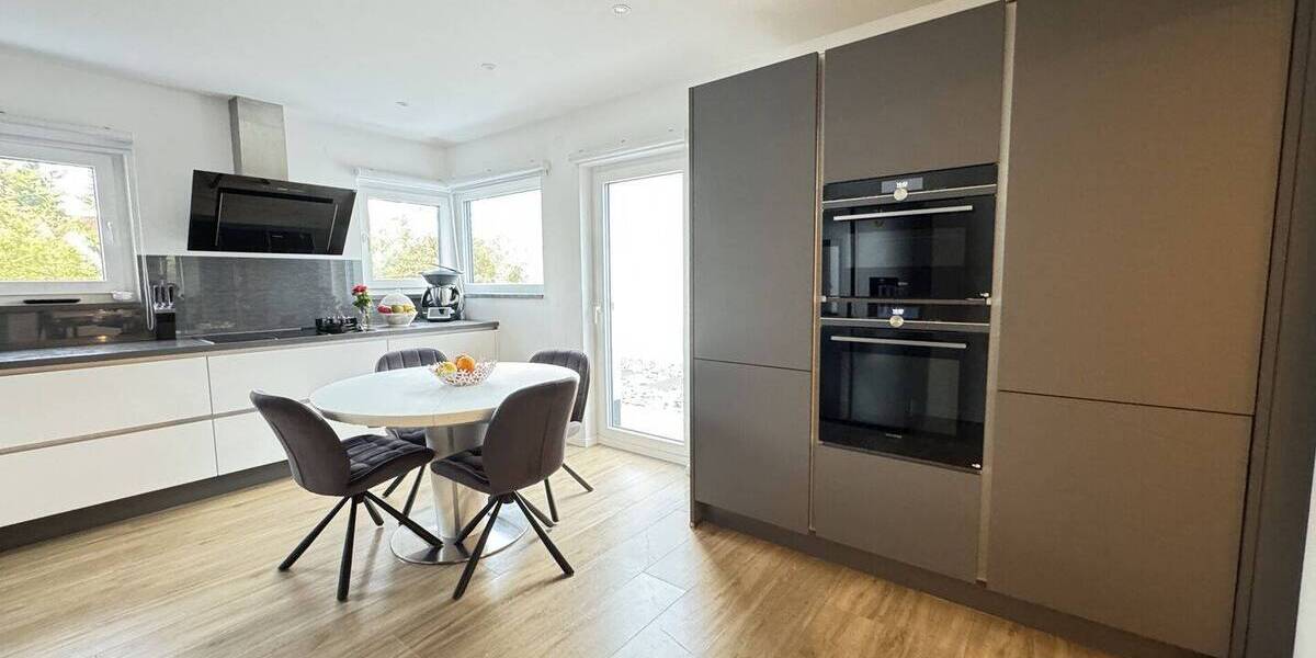 Einfamilienhaus Wassertrüdingen - 5 Zimmer, 196 m&sup2;, 679.000&euro; | Angebot:25669191