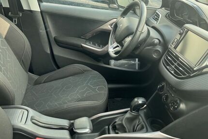 Peugeot 2008 104.000 km 6.000 &euro; Lambrecht 67466