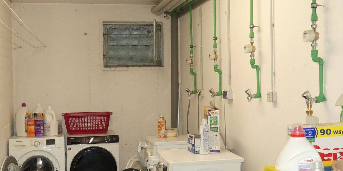 Die perfekte Wohnung mit vielen Extras, ideal für die Familie mit bis zu vier Personen. 4 zimmer