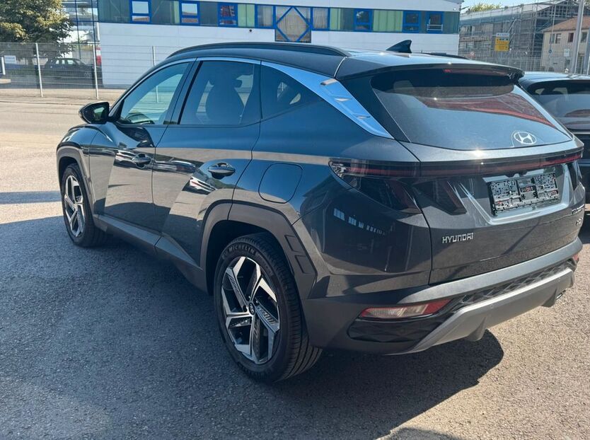 Hyundai TUCSON 23.500 km 27.800 € Friesoythe 26169