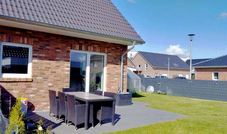 Haus zum Mieten in Drochtersen 1.450 € 135 m²