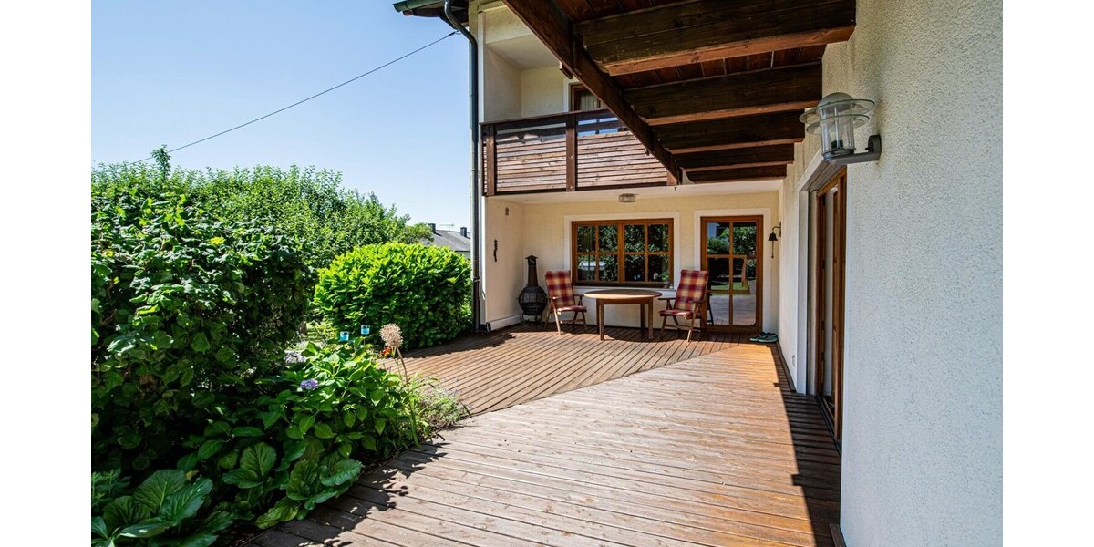 Top gepflegtes Ein- bis Zweifamilienhaus im Landhausstil in absolut ruhiger Lage - Einfamilienhaus Willmering / Geigen Geigen | Angebot:24605759