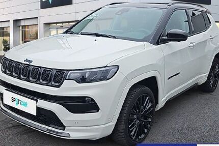 Jeep Compass 33.860 km 26.980 &euro; Wiesbaden 65203