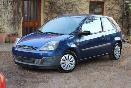 Ford Fiesta 182.000 km 999 &euro; Berlin 10317