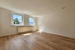 Dachgeschoßwohnung Aue-Bad Schlema Bad Schlema - 3 Zimmer, 84 m&sup2;, 260&euro; | Angebot:26251360