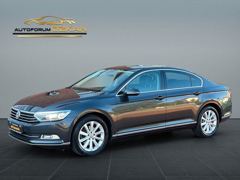 VW Passat 122.981 km 16.499 € Löhne 32584