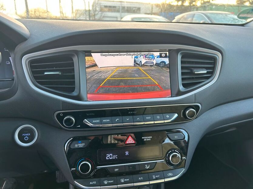 Hyundai IONIQ 18.000 km 13.999 € Berlin 13583