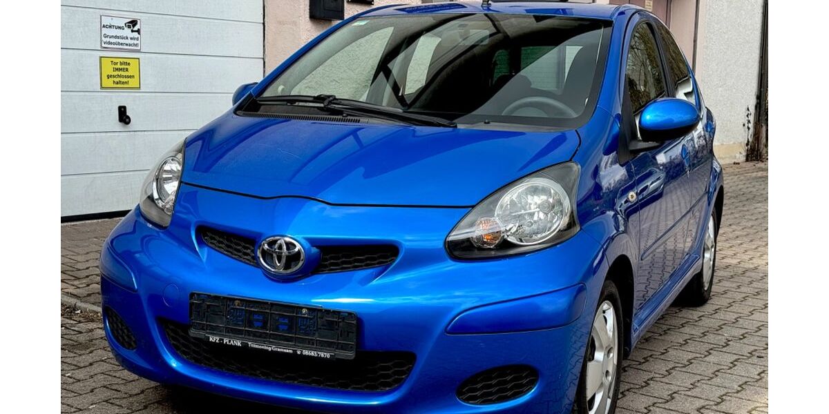 Toyota Aygo (X) 126.000 km 3.000 &euro; Garching an der Alz 84518