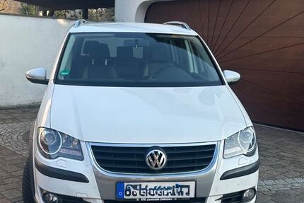 VW Touran 214.534 km 6.900 &euro; Tettau 01945