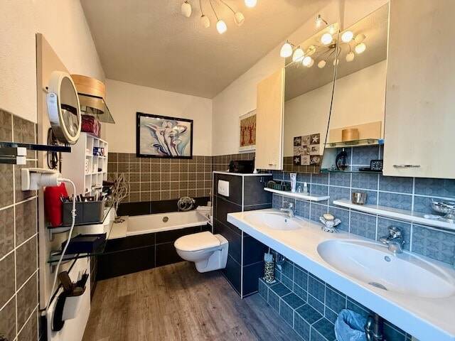 Reihenmittelhaus Herford Innenstadt - 4 Zimmer, 103 m&sup2;, 299.000&euro; | Angebot:26289764