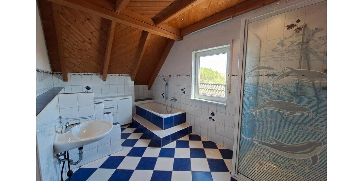 Einfamilienhaus Schirnding - 5 Zimmer, 120 m&sup2;, 349.000&euro; | Angebot:26850854
