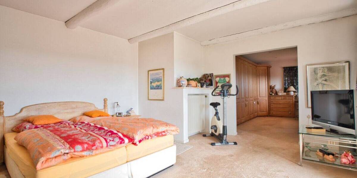 Einfamilienhaus Vlotho - 4 Zimmer, 221 m&sup2;, 575.000&euro; | Angebot:26344634