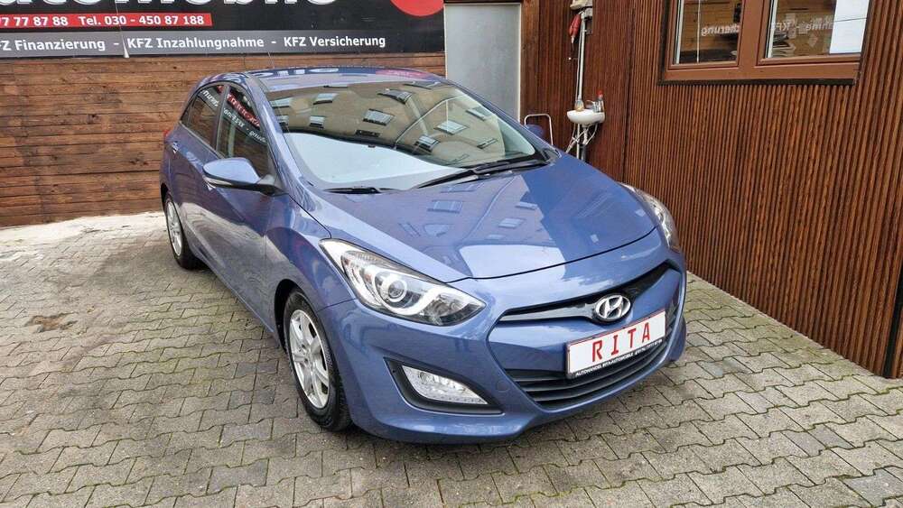 Hyundai i30 100.000 km 8.980 € Berlin 10627