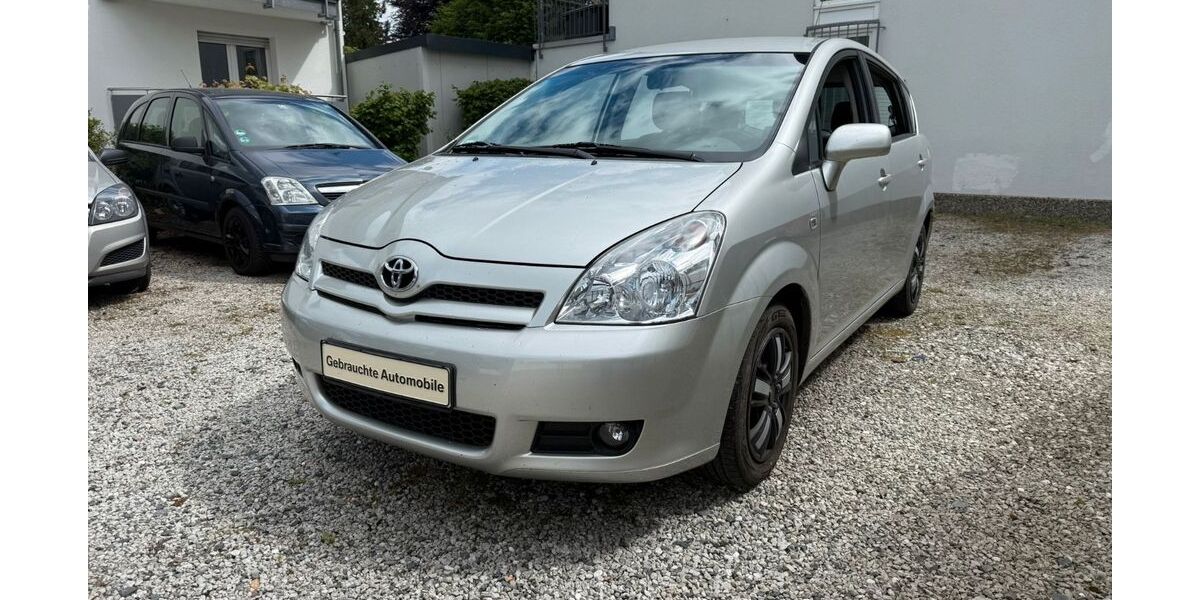 Toyota Corolla Verso 139.200 km 4.990 &euro; Langen 63225