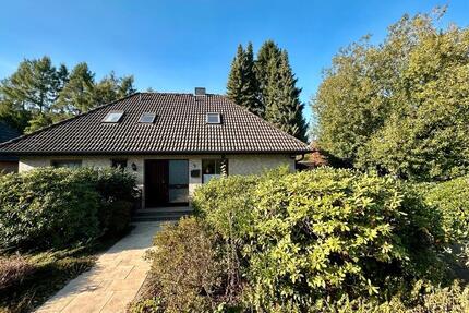 Großz.EFH, Nettokaltmiete 1.350,-€mtl. o. Kaufpreis. 285.000,-€ 5.5 zimmer